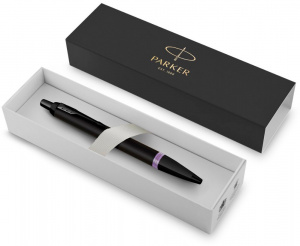 РУЧКА ПОДАРОЧНАЯ ШАРИКОВАЯ СИНЯЯ "PARKER IM VIBRANT RINGS AMETHYST PURPLE PVD M" ЦВЕТ КОРПУСА ЧЕРНЫЙ В КАРТОННОМ ФУТЛЯРЕ