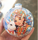 ИГРУШКА СТЕКЛЯННАЯ  ШАР "БАРЫНЯ С КОЗОЧКОЙ"