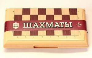 ИГРА ШАХМАТЫ В ПЛАСТИКОВОЙ КОРОБКЕ
